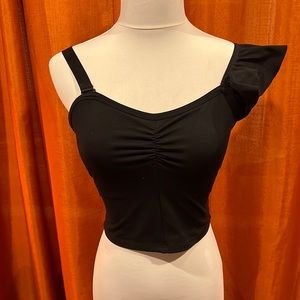 NWT Fabletics Mellie Ruffle Top Built-in Bra Women's S Small Black Crop Top